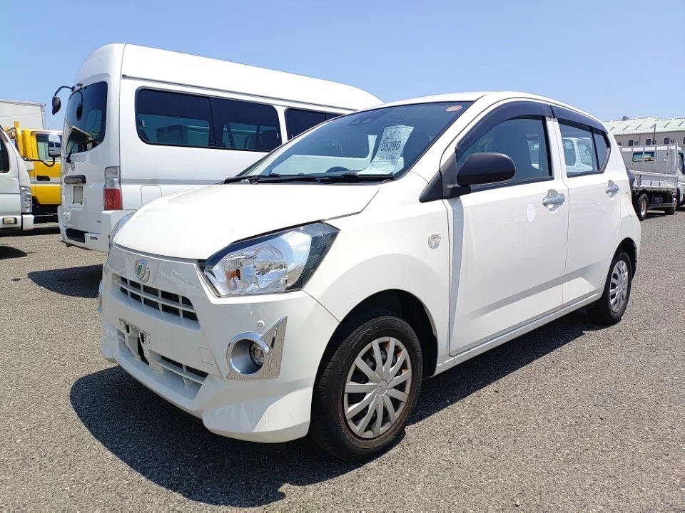 Daihatsu Mira e:S LA350S 2021